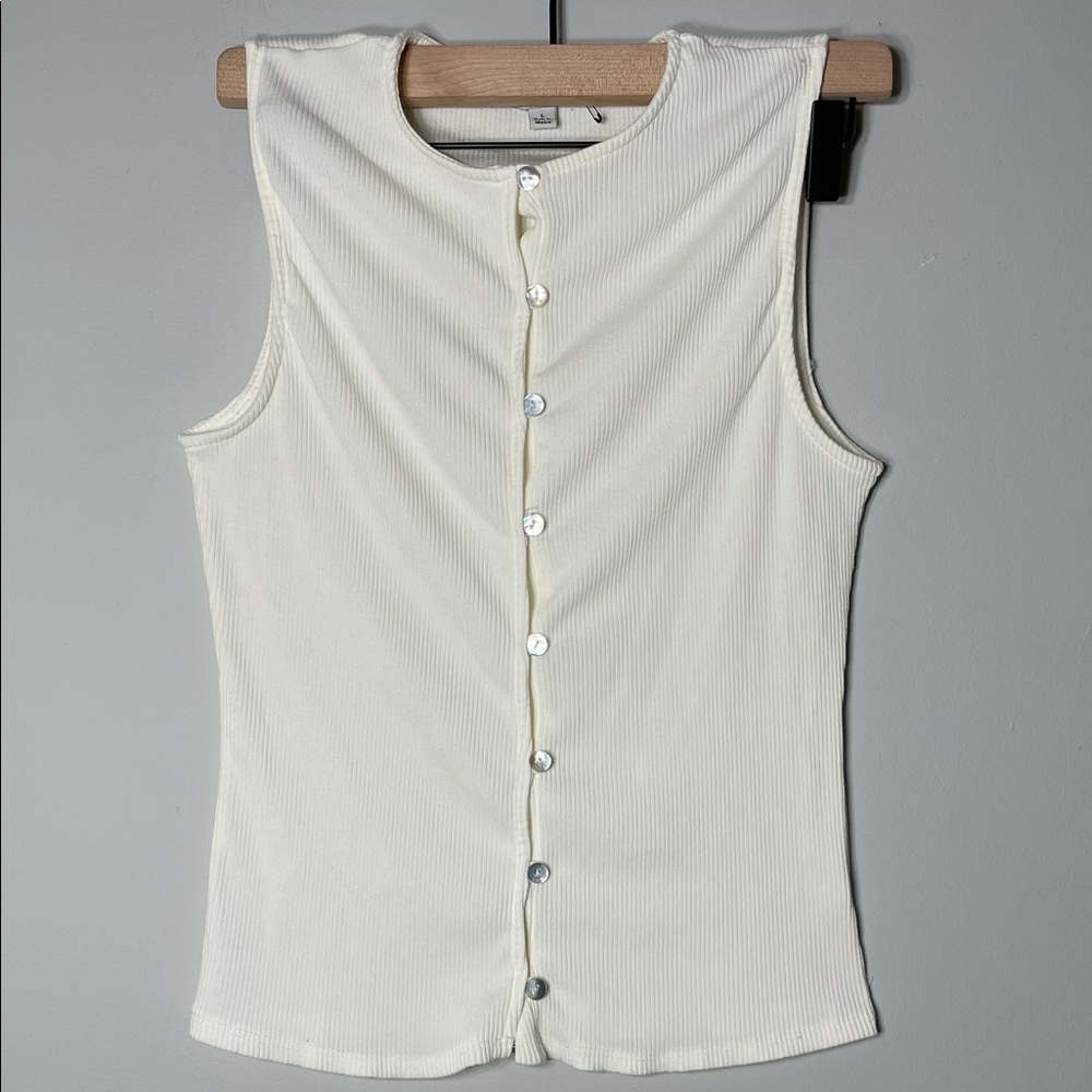Green Envelope Ribbed Cream Top